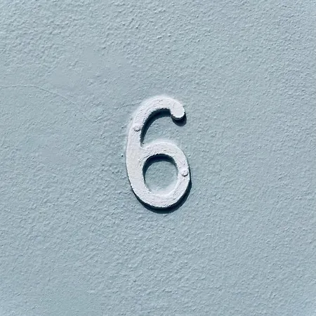 Number 6 Casa vacanze Città di Zante